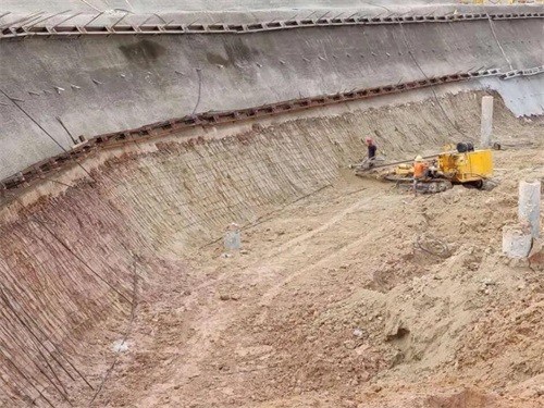 哈巴河基坑边坡加固